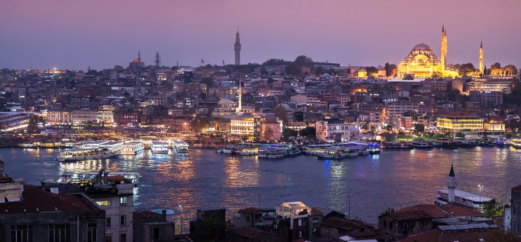 tumblr_static_istanbul_by_night_pano