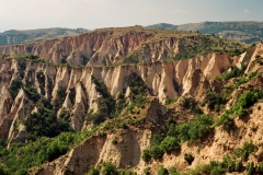Sandstone_erosion_-_Melnik_Pirin_Bulgaria
